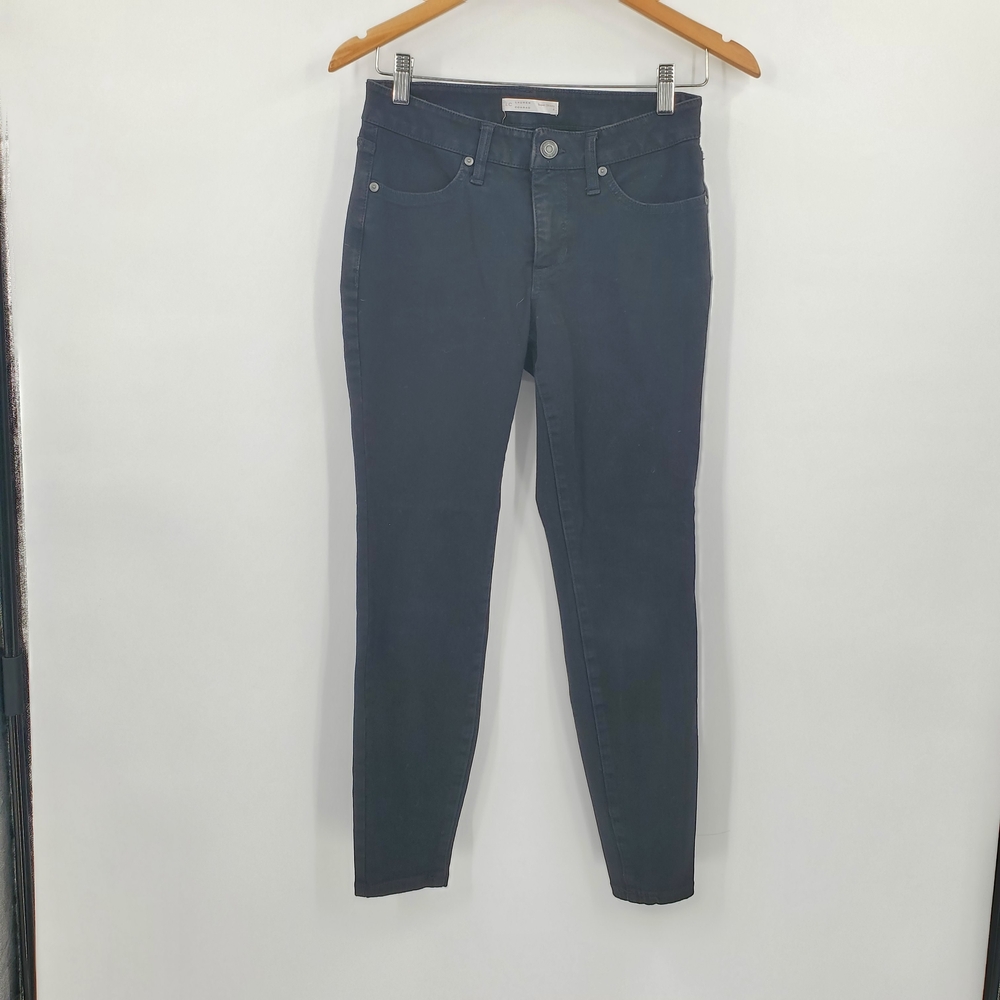 ♧♧ Lauren Conrad Black Super Skinny Jeans Size 4